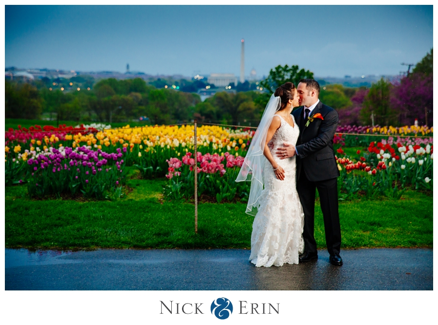 Donner_Photography_Rosslyn_Le_Meridian_Wedding_0004