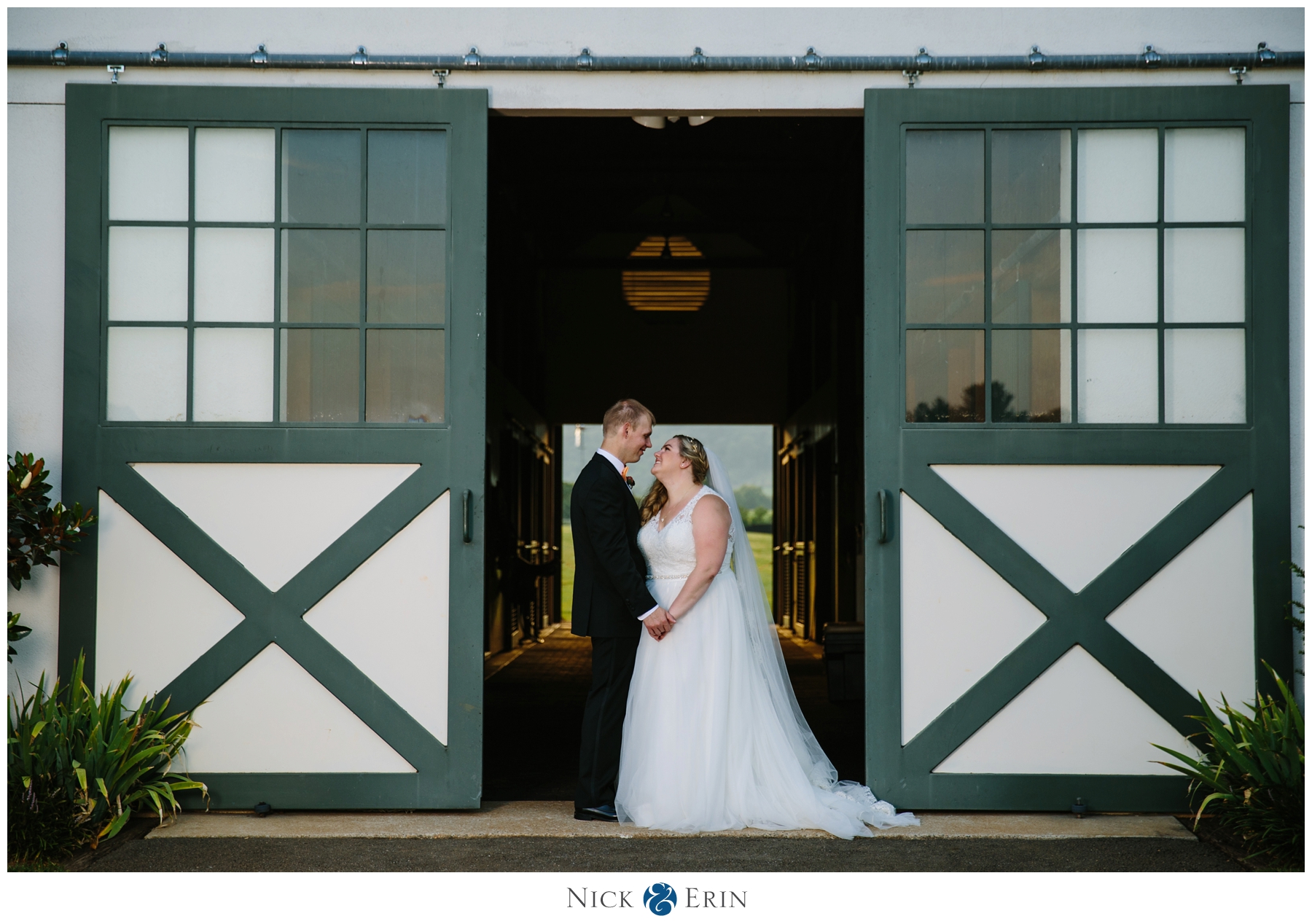 Donner_Photography_Charlottesville Virginia Wedding_Jennifer & Chris_0007